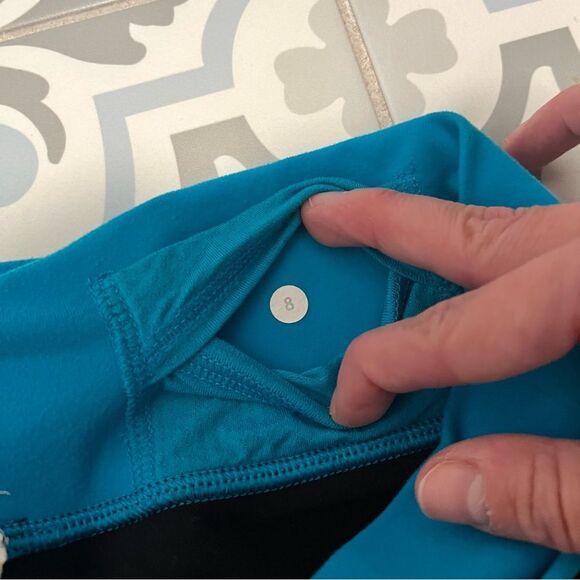 Lululemon Athletica Astro Wunder Under Crop Leggings Black/Blue/White Size 8 - Picture 5 of 7